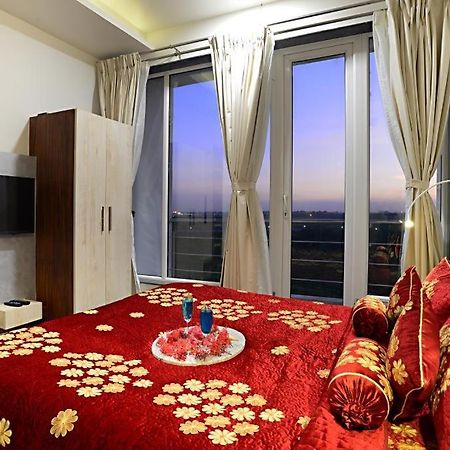 Comfort Inn Donil Vadodara Eksteriør bilde
