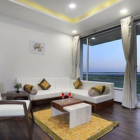 Comfort Inn Donil Vadodara Eksteriør bilde