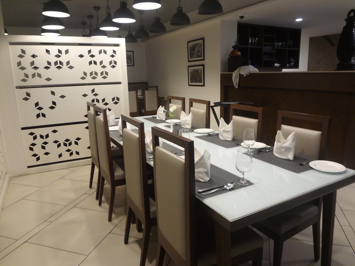 Comfort Inn Donil Vadodara Eksteriør bilde